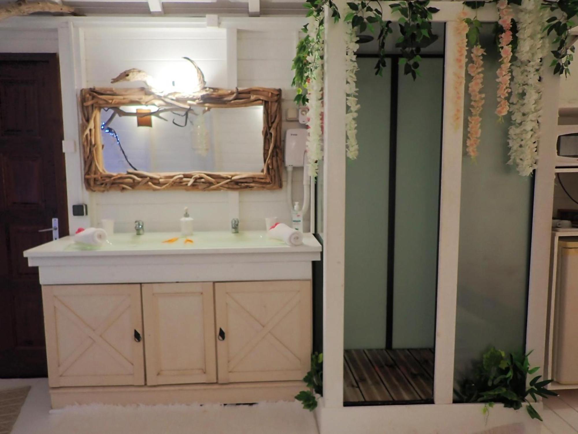 Eden Paradise Ecolodge & Spa Sainte-Luce Bilik gambar